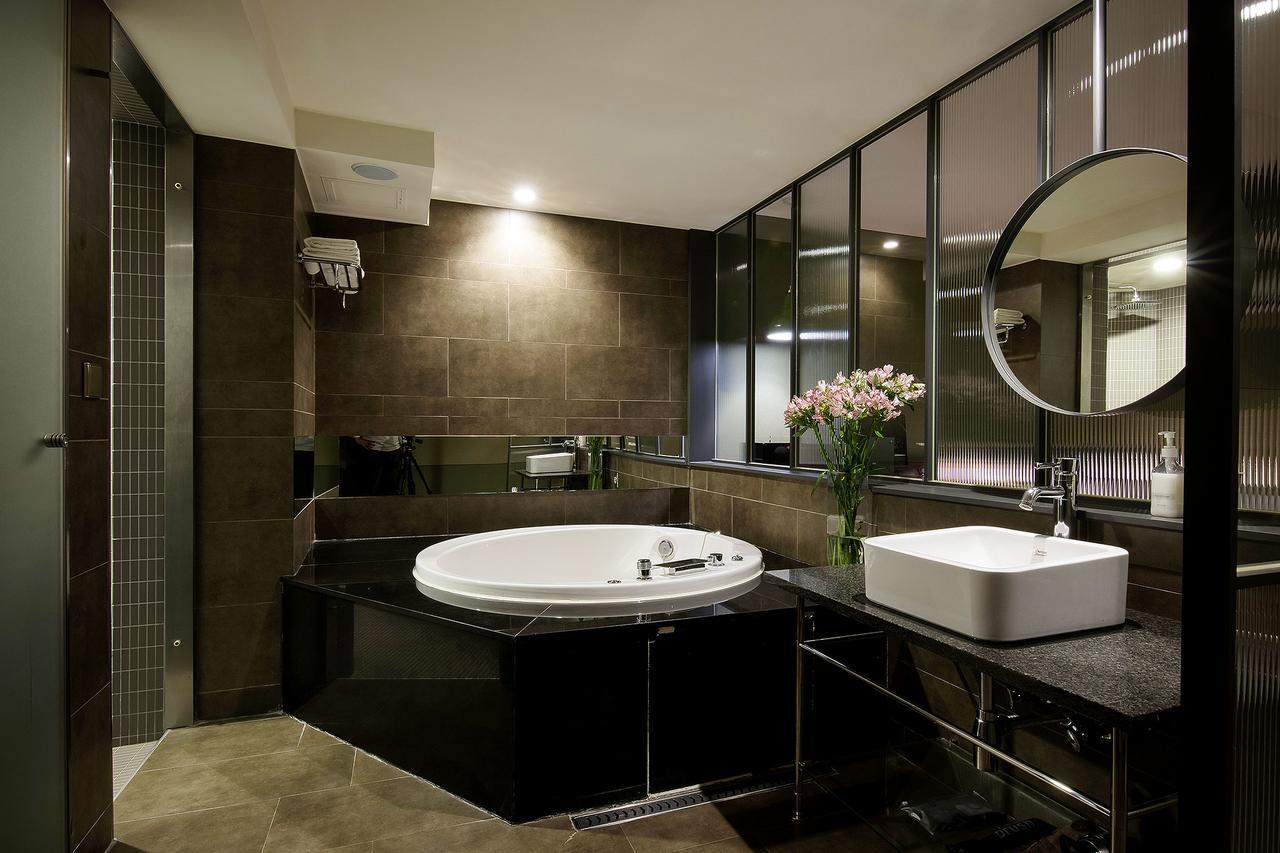Nineth Hotel Сеул Екстериор снимка